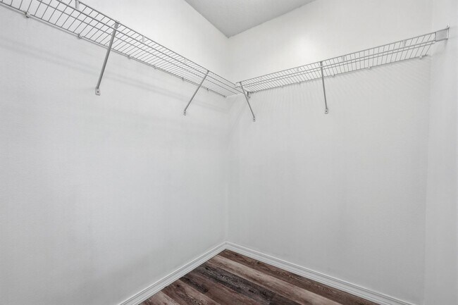 Building Photo - Renovated Home in Niceville!