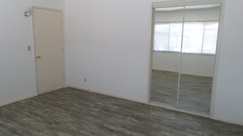 Building Photo - 2611 Muscatel Ave