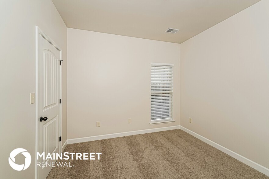 Building Photo - 170 Sharpe St