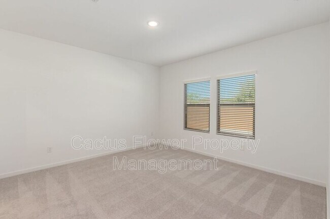 Building Photo - 3044 W Bent Tree Dr