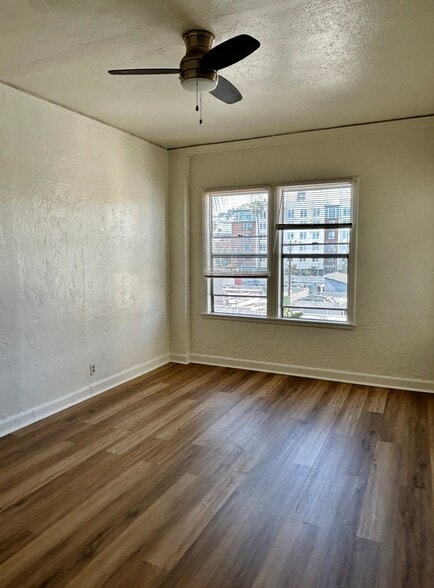 Building Photo - 1523 N McCadden Pl