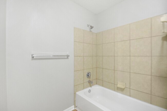 Building Photo - 9820 Lace Flower Way