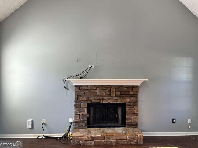 Building Photo - 30 Candlewood Ct