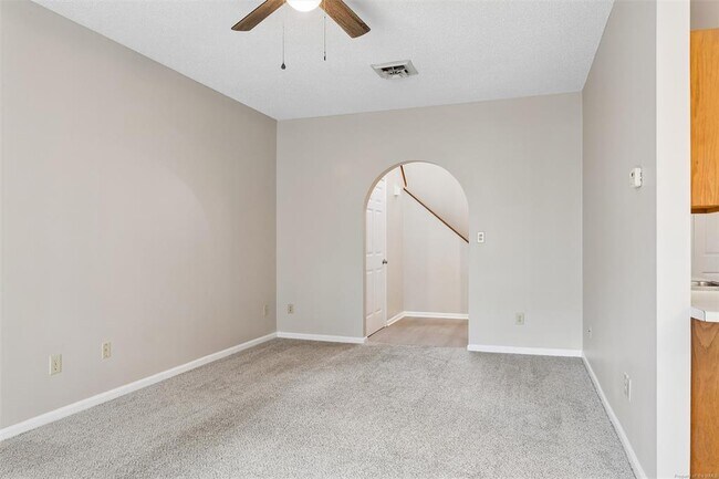 Building Photo - 5306 Aden Ct