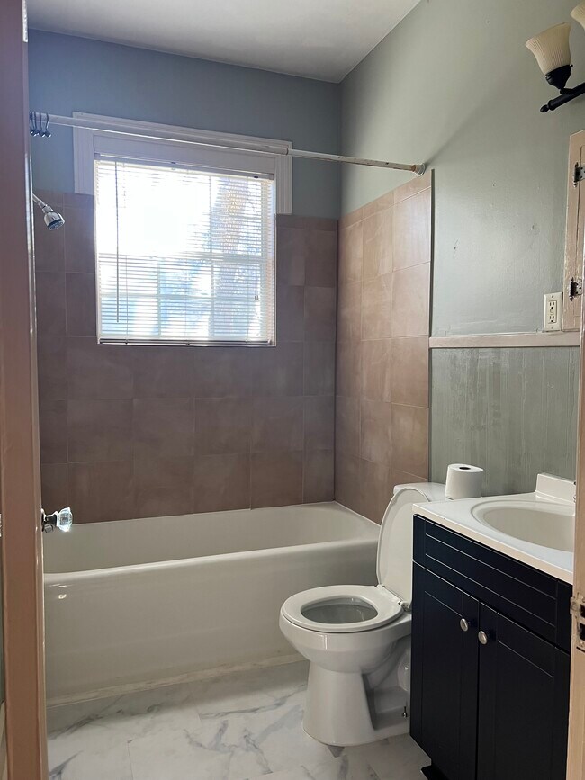 Bathroom 1 - 292 Spence Ln