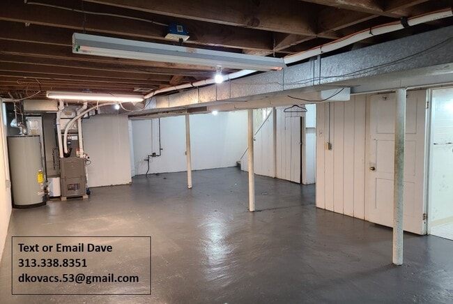 Building Photo - 3734 Roosevelt St