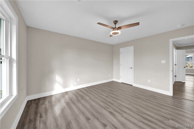 Building Photo - 15401 Adelay Ct