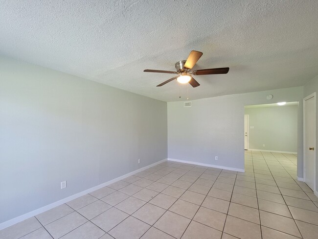 Building Photo - Updated two-story 2 bedroom, 1 full bath and 1 half bath home