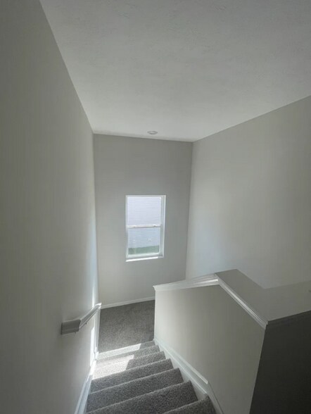 Building Photo - 905 Brubaker Dr