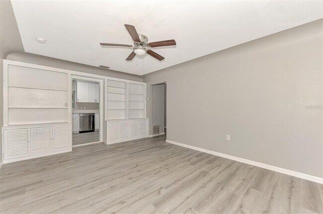 Building Photo - 1891 Prospect St