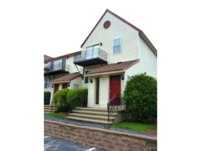 Building Photo - 1 Colonial Dr