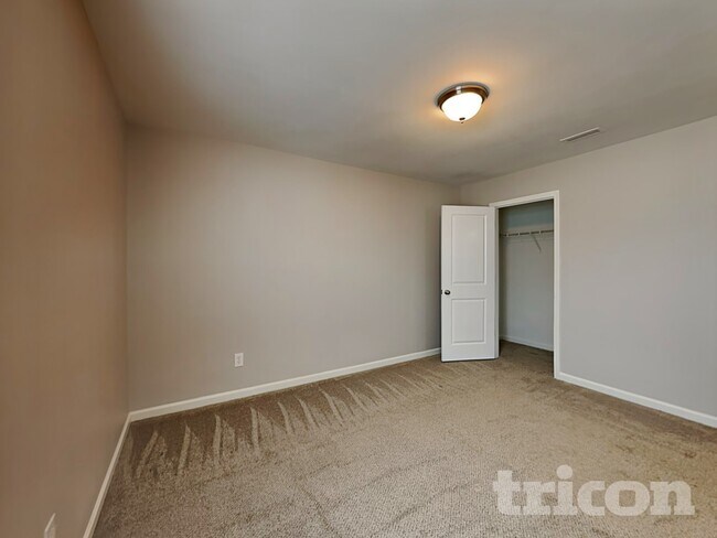 Building Photo - 2644 Andes Dr