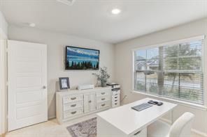 Building Photo - 23536 Kenworth Dr