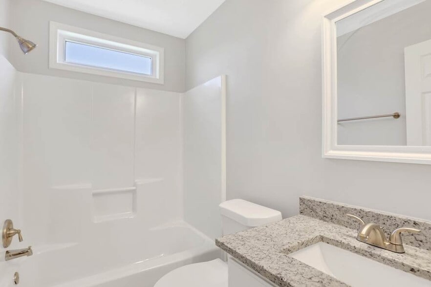 Building Photo - 1700 Chanson Pl NE