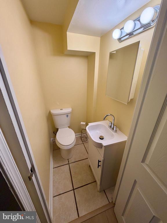 Building Photo - 7607 Burnside Rd