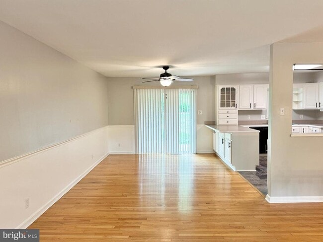 Building Photo - 36 Seneca Terrace