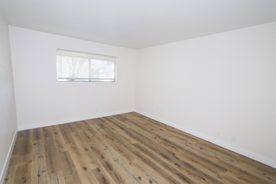 Building Photo - 9647 Spyglass Ave