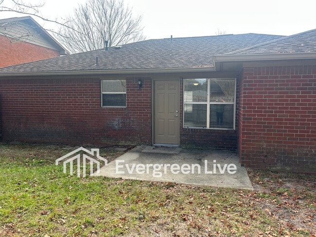 Building Photo - 72 Voda Ct