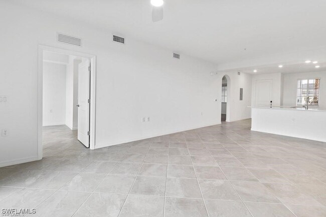 Building Photo - 5651 Double Eagle Cir