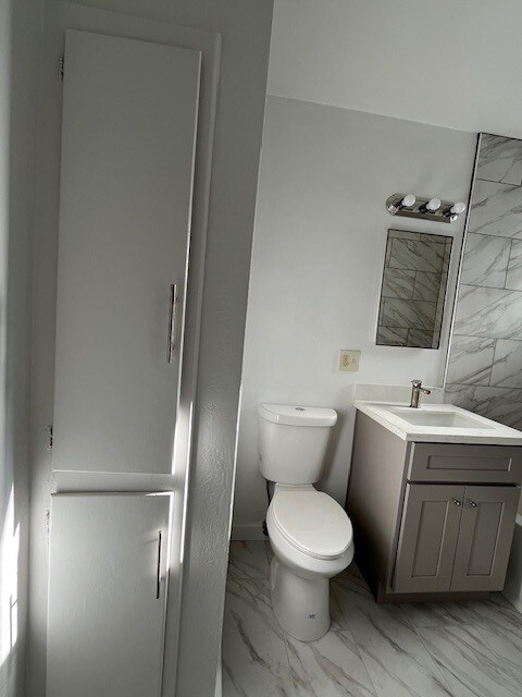 Building Photo - 1773 N Allen Ave