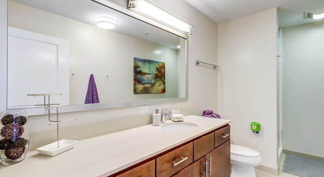 Building Photo - Galleria Oasis | 1 Month Free!