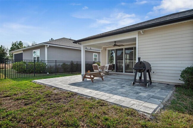 Building Photo - 143 Alderwood Pl