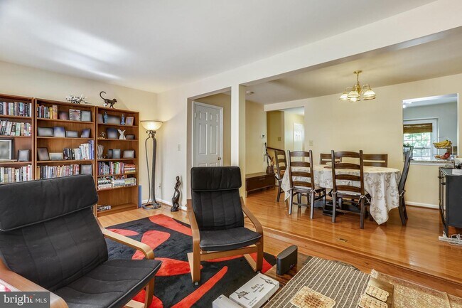 Building Photo - 11633 Pleasant Meadow Dr