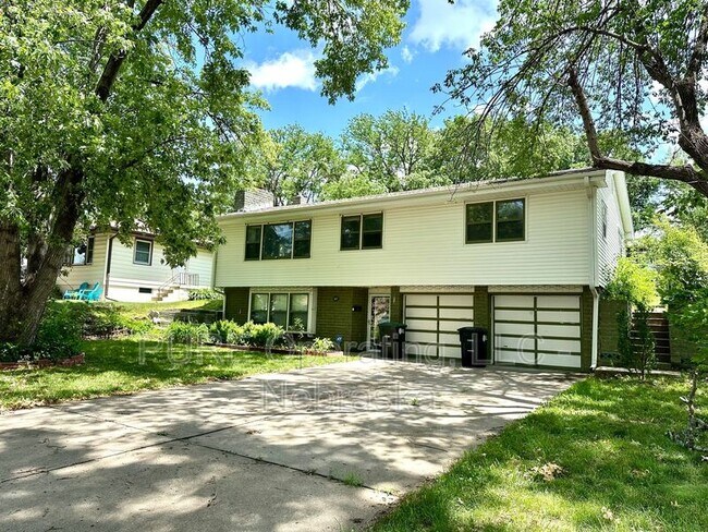 Building Photo - 1817 N 78th St