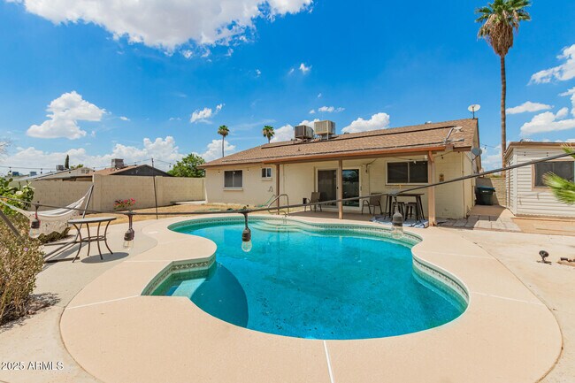 Building Photo - 3713 W Villa Rita Dr