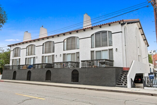 Building Photo - 33 Eastwind