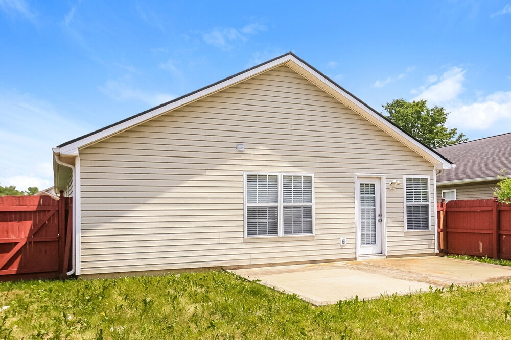 Building Photo - 5614 Sweet River Dr