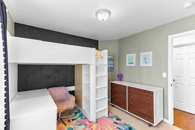 Building Photo - 2225 Timber Creek Dr