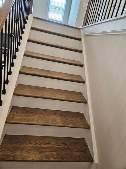 Building Photo - 3039 Sweet Red Cir