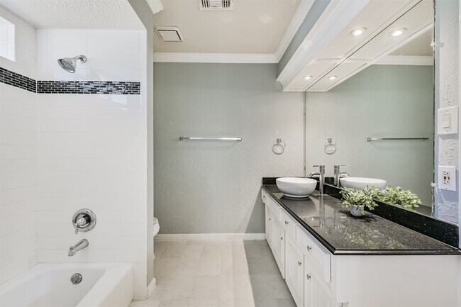 Building Photo - 12214 Cypresswood Dr