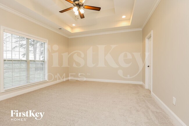 Building Photo - 784 Jersey Dr