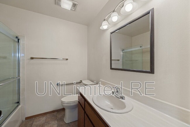Building Photo - 1125 Arrowhead Ln