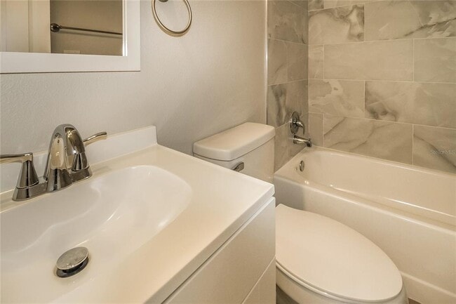 Building Photo - 3210 Shingler Terrace