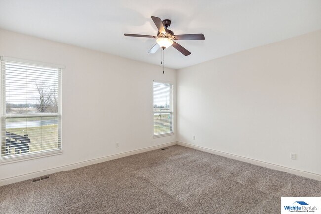 Building Photo - 4 bedroom 3 bath - Andover - ***Andover Sc...