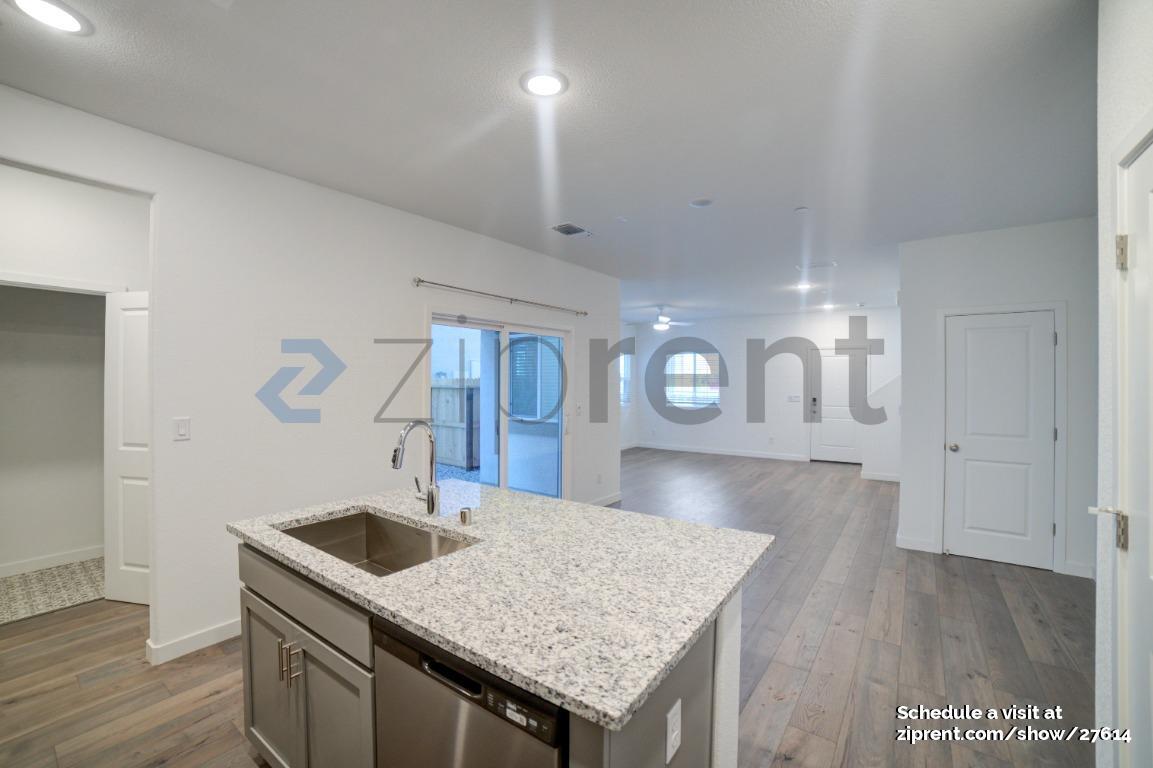 Building Photo - 12153 Coal Crk Wy