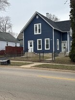 Building Photo - 520 Lawrence Ave