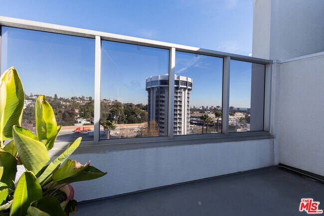 Building Photo - 171 N Church Ln