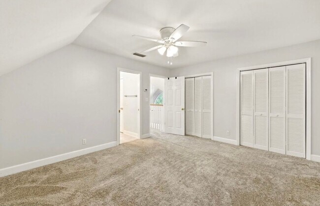 Building Photo - The Perfect Tallahassee 4 BR Family Home with Pool, Porch & Privacy