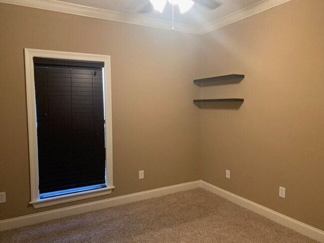 Building Photo - Beautiful Home Available in Providence of Madison County!