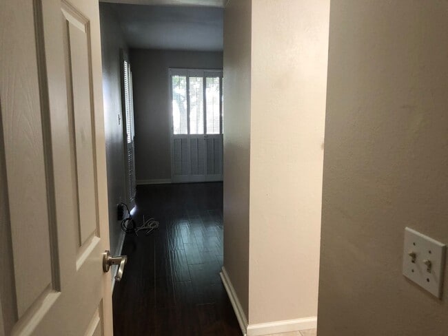 Building Photo - 12036 Caminito Campana