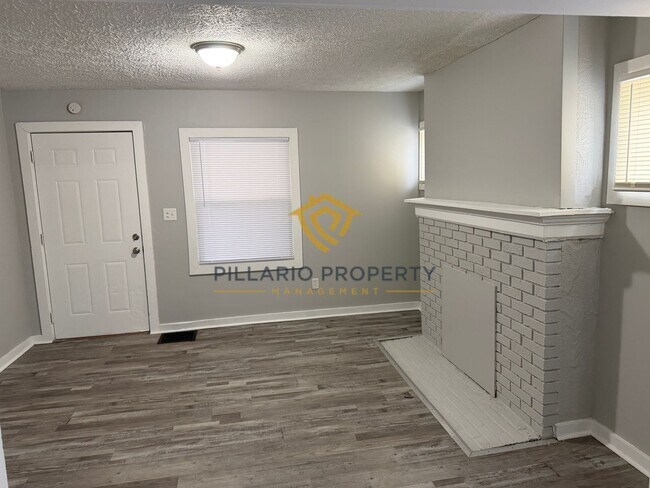 Building Photo - Beautiful 2 Bedroom and 1 Bathroom Near Mapleton-Fall Creek Area Available NOW!