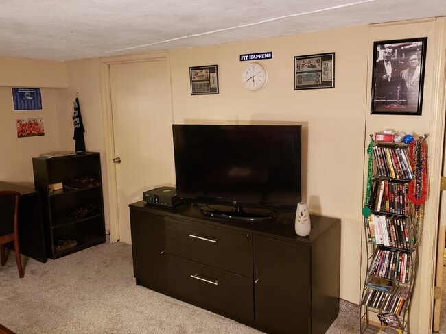 Building Photo - 295 Prospect Ave