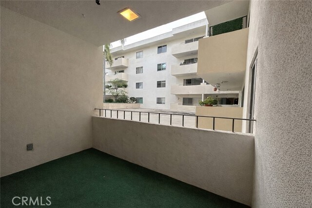 Building Photo - 29641 S Western Ave