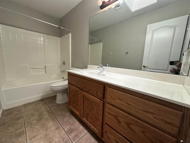 Building Photo - 4792 W 28th Ln
