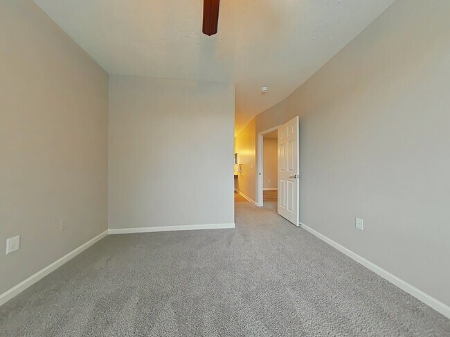 Floorplan - Emerald Lakes