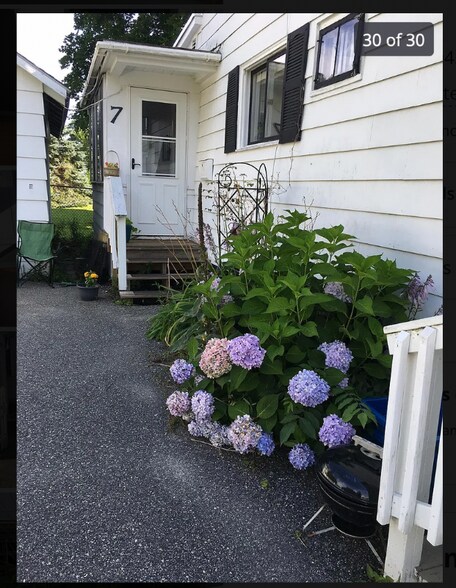 Building Photo - 7 Winslow Ct